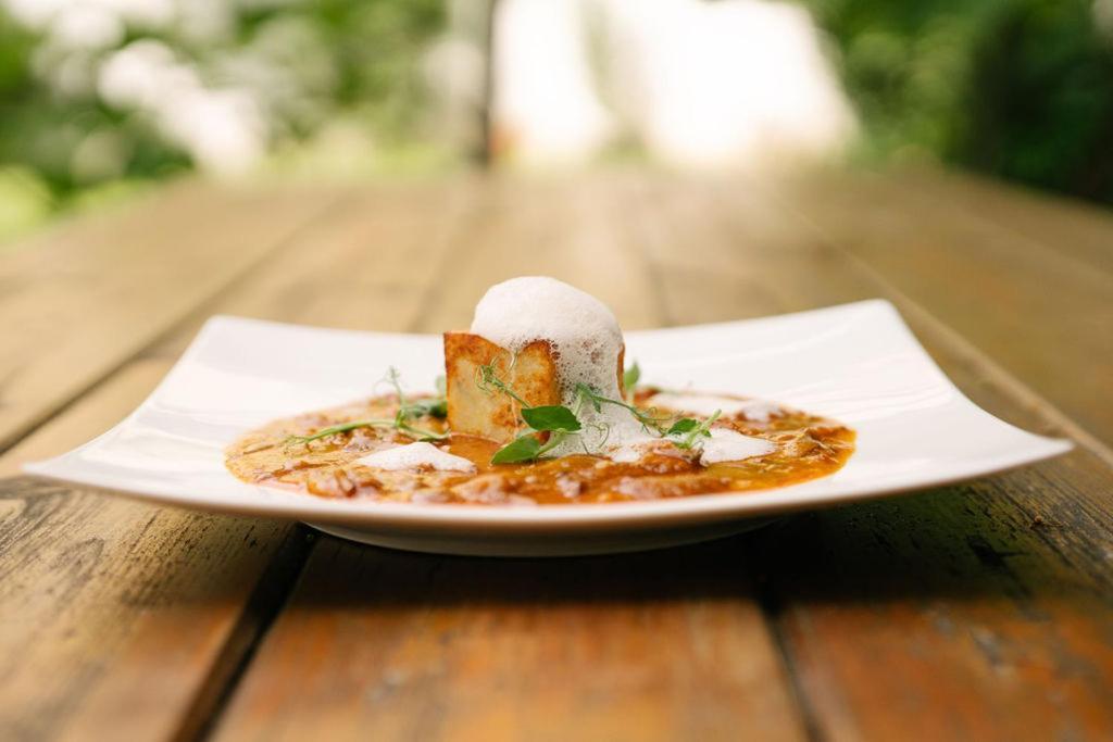 Hotel-Restaurant-Vinothek Felix Sommer Auersthal 外观 照片